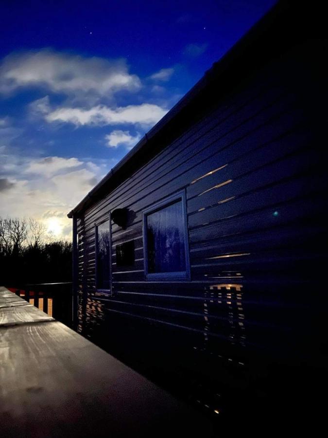 Js Holidays Tebay Lagganhouse Ballantrae Esterno foto